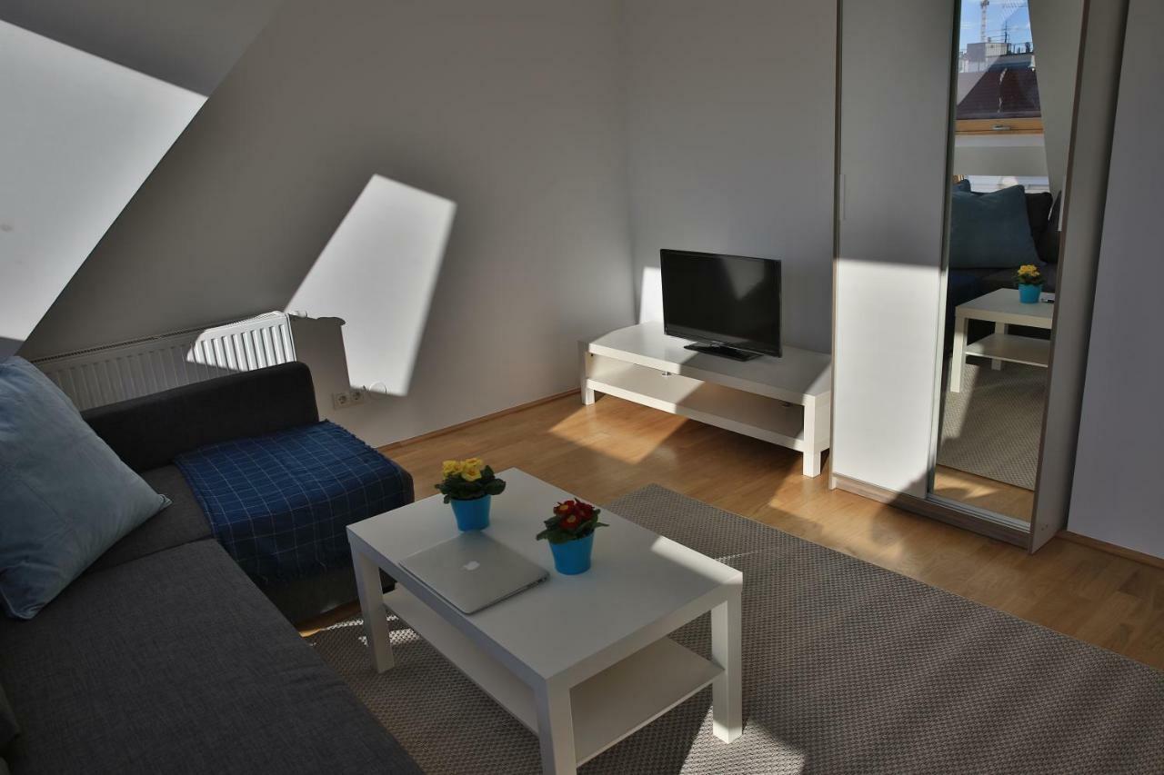 Celestial Living L Dg2'12 Apartment เวียนนา ภายนอก รูปภาพ